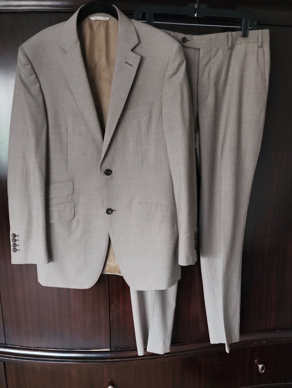 Canali Light Beige Two-Piece Suit - Tailored Blazer & Trousers